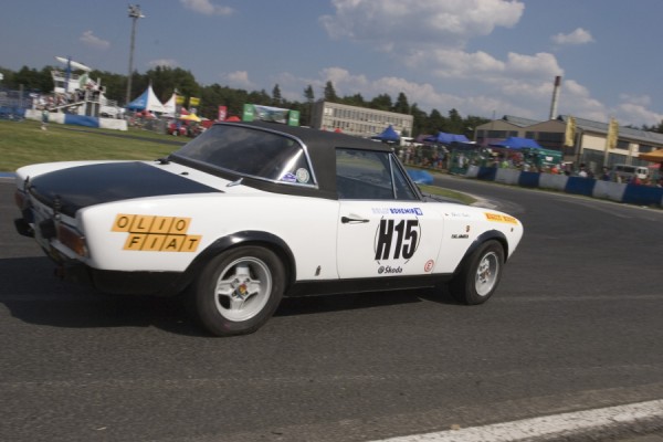 2010_07_02 Rally Bohemia  Historic Show 5